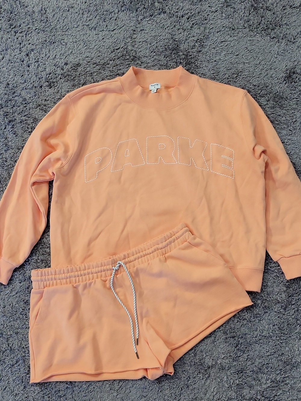 Set Parke Collab Mockneck Pullover Sweatshirt and Sweatshorts NWT L/XL